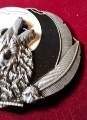 Belt Buckle Wolf Howling At The Moon With Black And White Enamel Detail Feathers