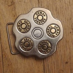 CLASSIC BELT BUCKLE RING OF BULLETS 44 MAGNUM GUN GOLD/SILVER TONE