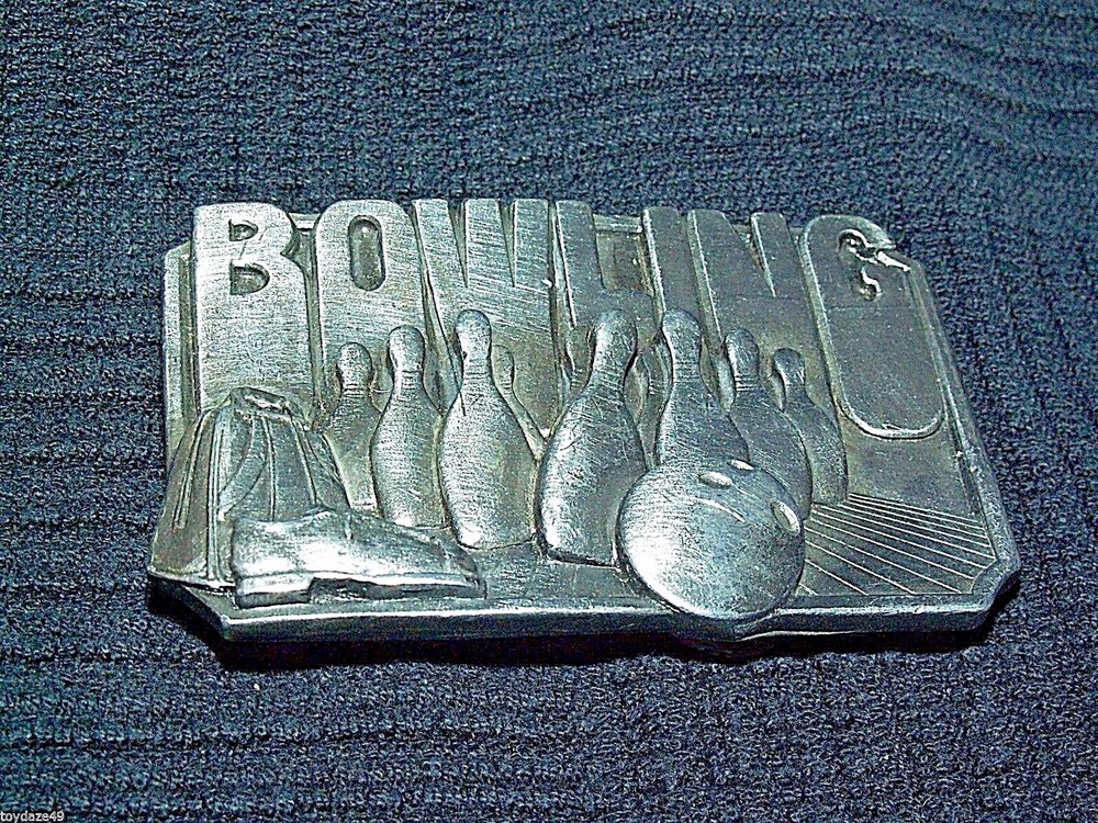 BOWLING BELT BUCKLE SISKIYOU CO WILLIAMS OREGON 1985 PINS SHOES BALL METAL 0-30.