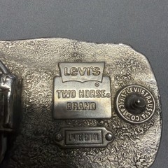 VINTAGE LIMITED EDITION LEVIS TWO HORSE BRAND LEVIS STRAUSS & CO. BELT BUCKLE