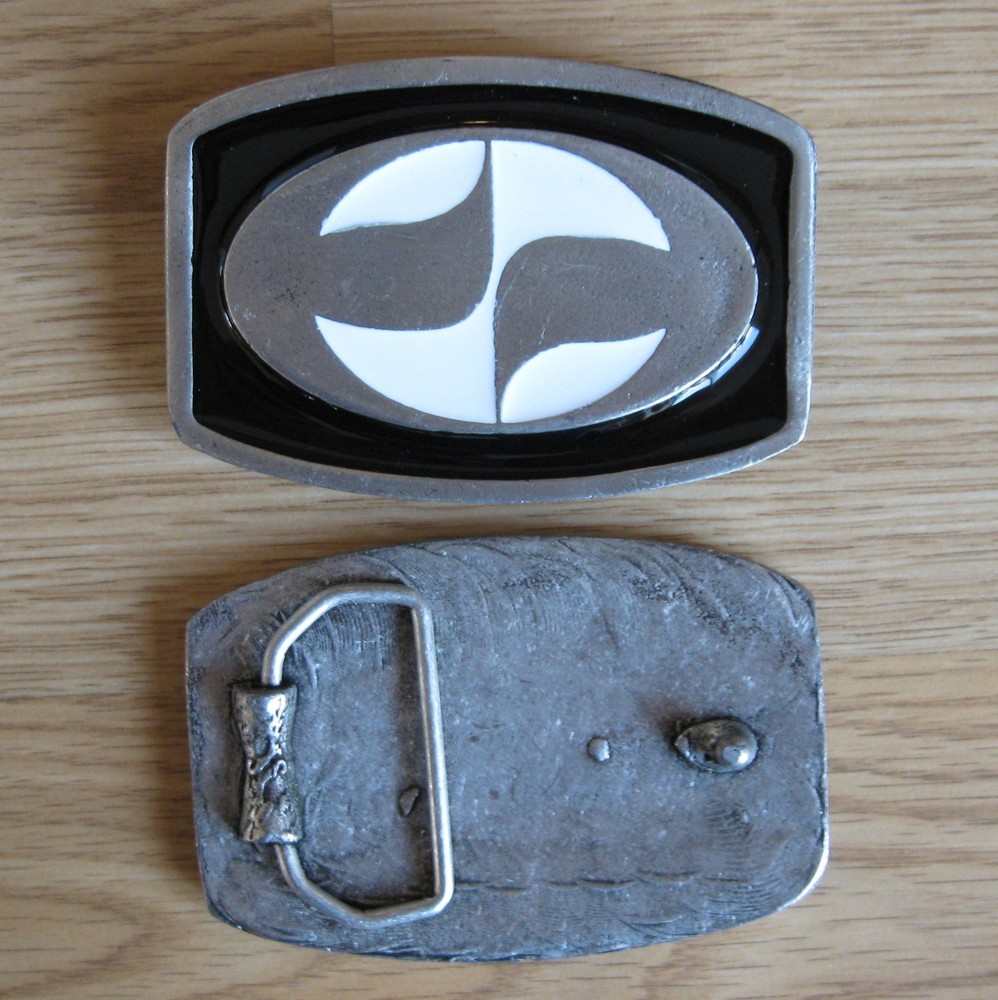 Split belt buckle (choice colors)