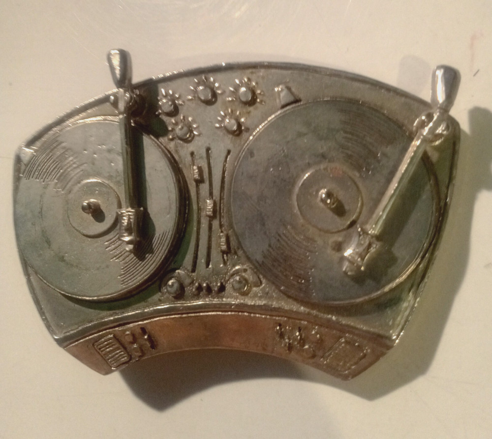 DJ Turn Tables Spinning Belt Buckle Silver Star Originator Vintage Made in USA