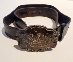 VTG GANDER MOUNTAIN « THE RIGHT TO KEEP & BEAR ARMS » BUCKLE AND LEATHER BELT-1975