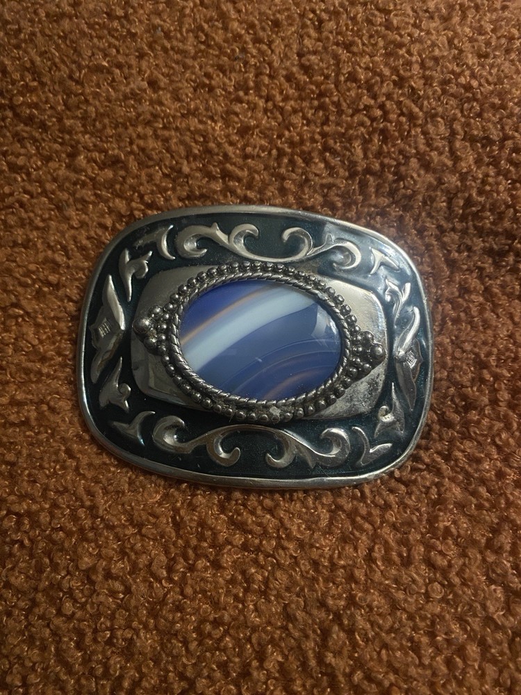 Western style oval metal belt buckle w/center oval Stone