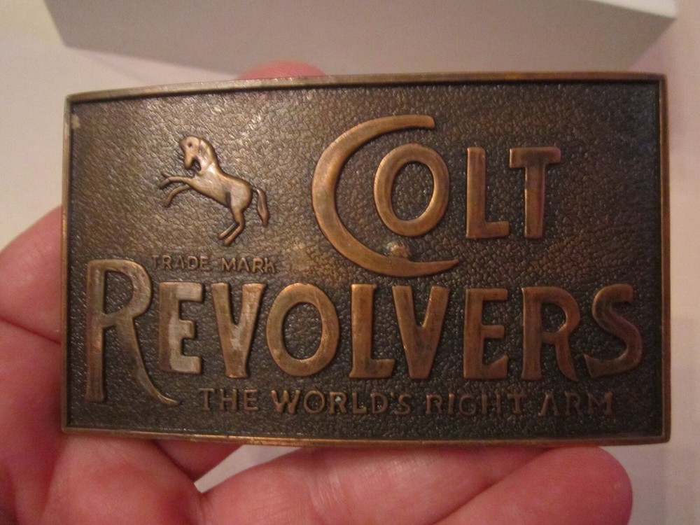 VINTAGE COLT REVOLVERS BELT BUCKLE – GW-18