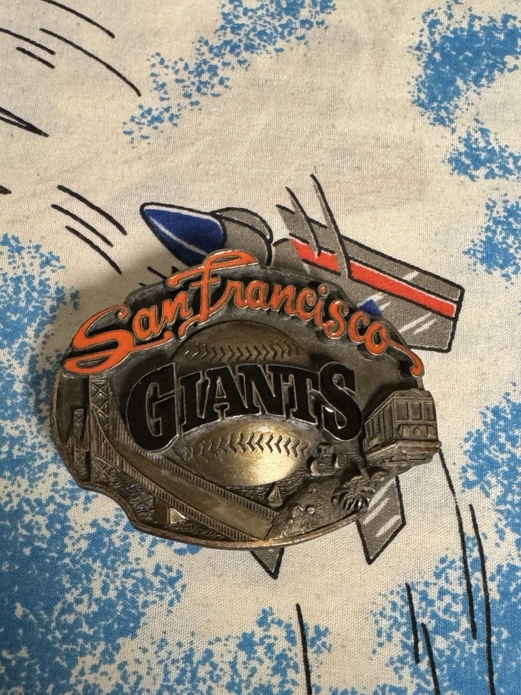 Vintage San Francisco Giants Belt Buckle Siskiyou 1988 Limited Edition No. 4466