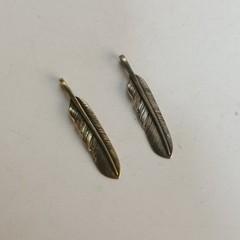 40*8mm Feather Charm Unique Pendants Jewelry Necklace DIY #SALES lot