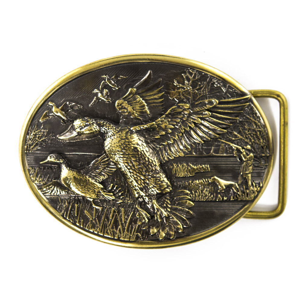 Duck hunting belt buckle, Trophy duck season hunter gift
