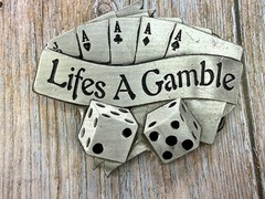 Life&rsquo;s a Gamble Royal Flush Cards Dice Gambling Belt Buckle 2002 Mobtown