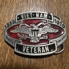 *Missing Pin* Vintage 1959-1975 Vietnam Veteran Belt Buckle Display Project B29