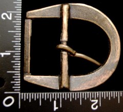 LL12101 VINTAGE ***CUT-OUT HIPPIE STYLE*** BRASSTONE TONGUE TYPE BELT BUCKLE