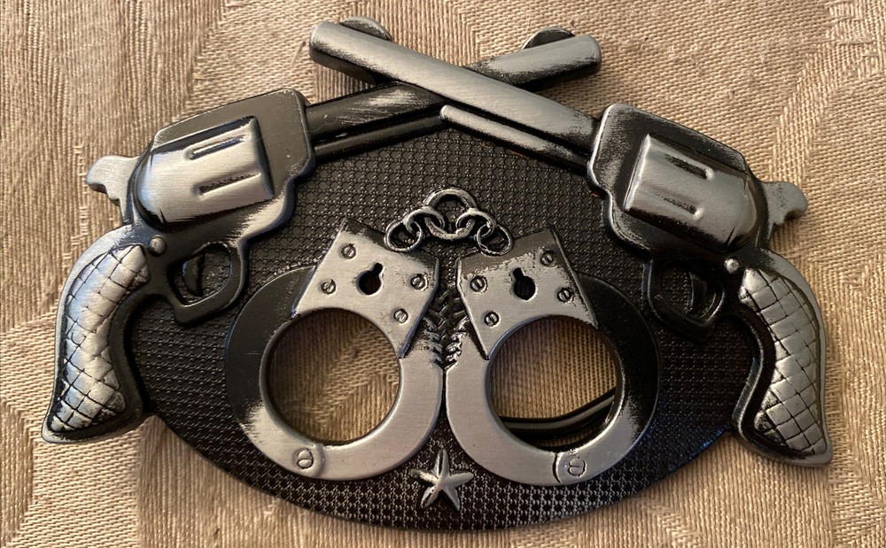 Belt Buckle Mens Guns & Handcuffs Black & Gray Metal 4.25” W X 3” H New
