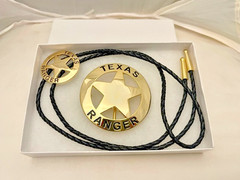 Texas Ranger 2 piece set, belt buckle and bolo (Gold)