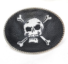 Mens LEATHER Belt Buckle Skull and Crossbones Biker Trucker 1.5&Prime; Made in USA NEW