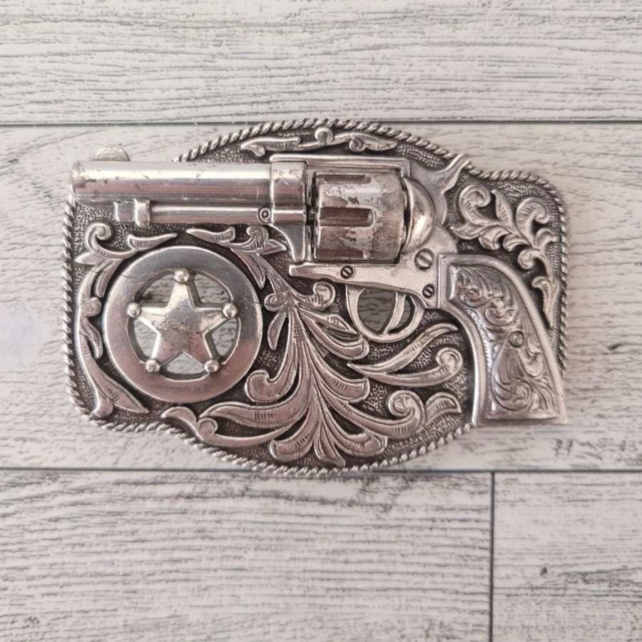 Western Gun Revolver Spinning Chamber Rodeo Cowboy Belt Buckle