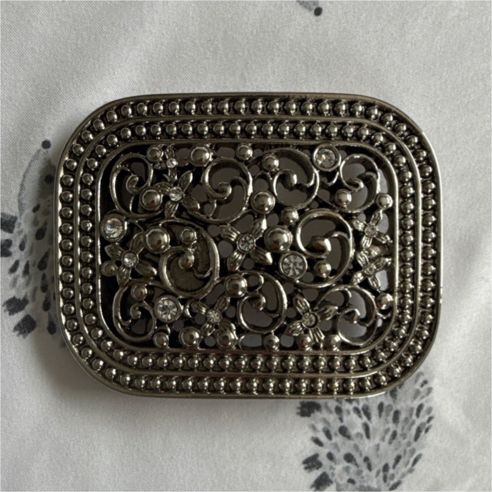 Women’s Floral Bling Silver Belt Buckle