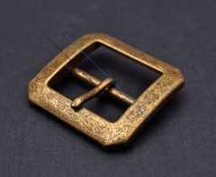 Sturdy Brass Rectangular Center Bar Pin Belt Buckle Replacement Fit 40mm Strap