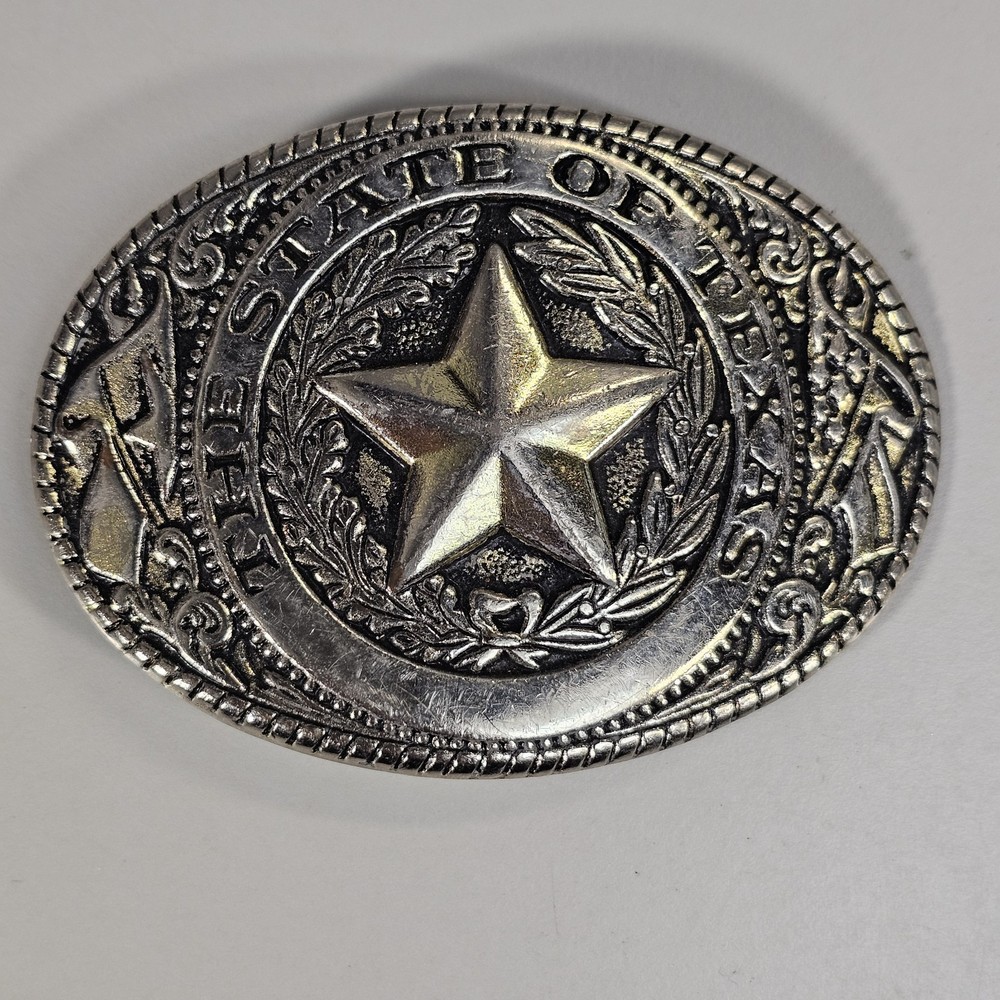 Texas State Seal Silver-Tone and Black Belt Buckle 3 3/4&Prime; x 2 3/4&Prime;