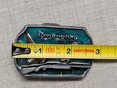 vintage HUNTING DOG belt buckle REMINGTON irish setter WESTERN duck hunt GUN