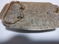 1980s HORSES BLACK & WHITE BELT BUCKLE MADE USA GOLD METAL RESIN VINTAGE