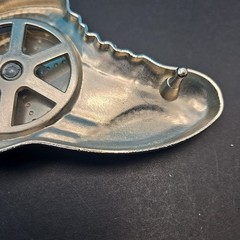 Unbranded Shoe Shaped Belt Buckle with Spinning Lion Head