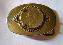 Vintage 1776-1976 D Eisenhower Bicentennial Dollar Coin Belt Buckle Two-Tone 3.7