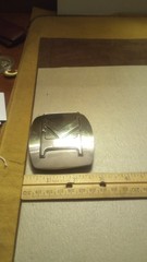 Metal Chrome Finish Monogrammed Embossed Initial « K » Belt Buckle