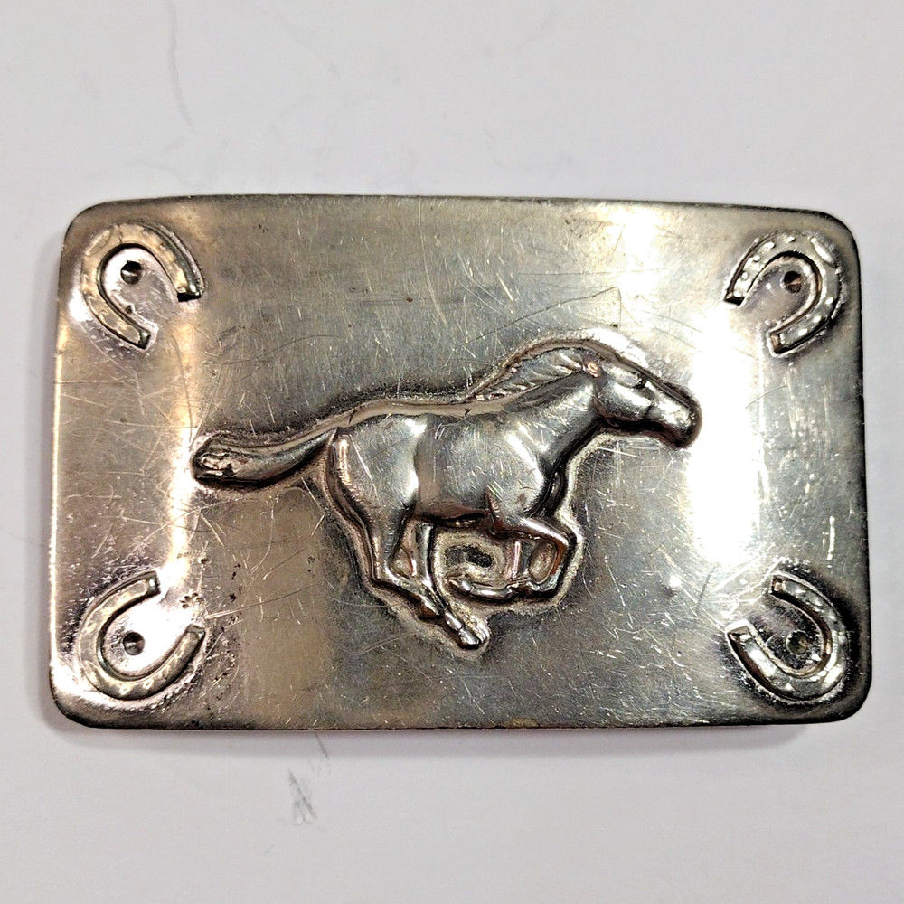 Belt Buckle Metal Running Horse Four Horseshoes Silver Tone 3.5&Prime; x 2(5/8) »