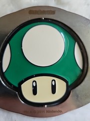 Nintendo Super Mario Brothers Spinning Mushroom Buckle Red/Green Reversible 2011