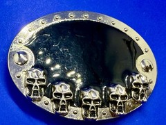 Creepy Five Skull&rsquo;s Head Black Enameled Halloween Gothic Punk Biker Belt Buckle