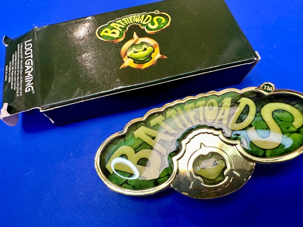 NOB Battletoads June 2017 Loot Crate Gaming Exclusive Nes Gold Tone Belt Buckle