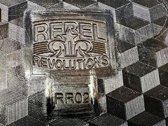 Rebel Revolutions Retro Gold Tone Ghetto Blaster / Boom Box Belt Buckle