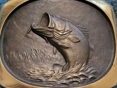 Vintage 1978 SL Knight Sculpture Bass Fly Fishing Belt Buckle Solid Bronze USA