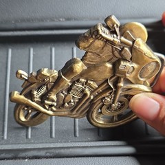 Men&rsquo;s Gold Tone Dog Motorcycle Rider Metal Belt Buckle Antique Finish 1.5in