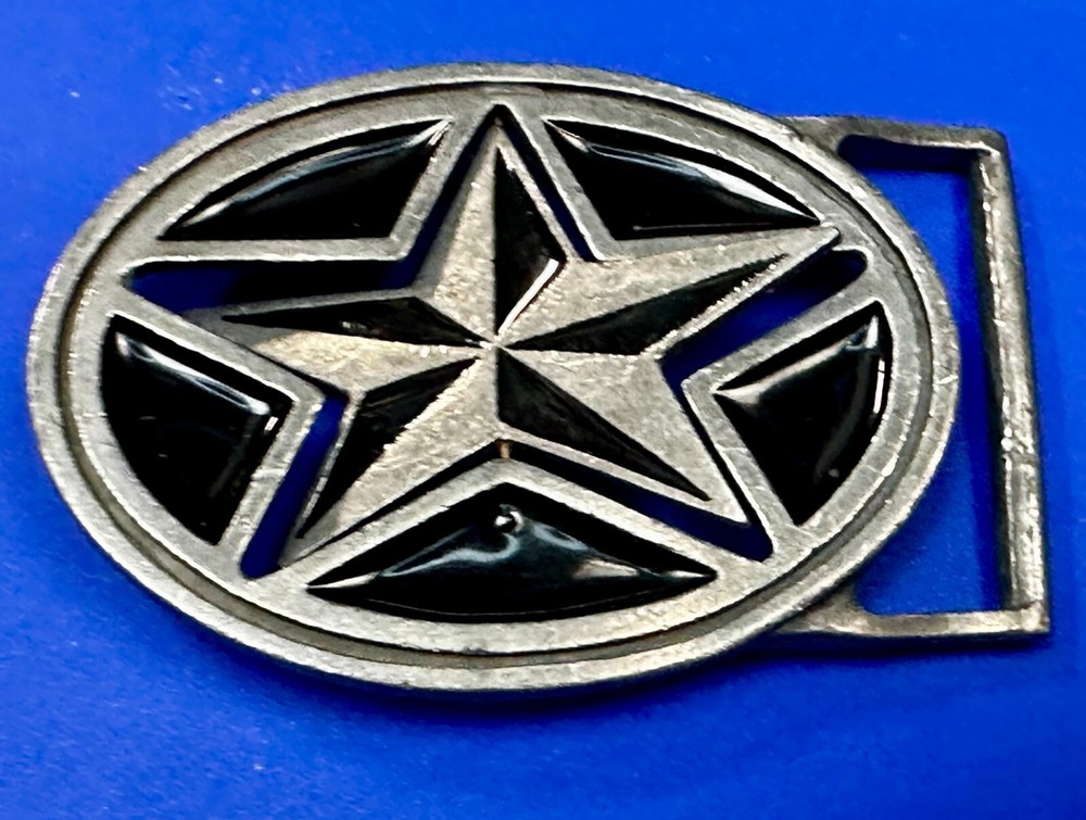 Moving Reversible Star (Red or Black) Belt Buckle by Heavy Metal Manufacturing