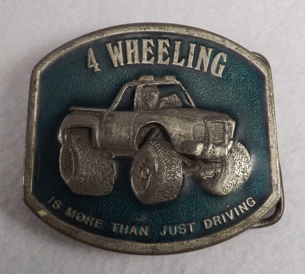 VINTAGE 1976 BERGAMOT BRASS BELT BUCKLE 4 WHEELING MUCH MORE THAN JUST DRIVING