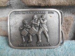 VINTAGE BICENTENNIAL 1776-1976 SPIRIT OF AMERICA METAL BELT BUCKLE