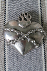 New SACRED HEART Silvertone BELT BUCKLE Rhinestone Embellished EX VOTO Milagros