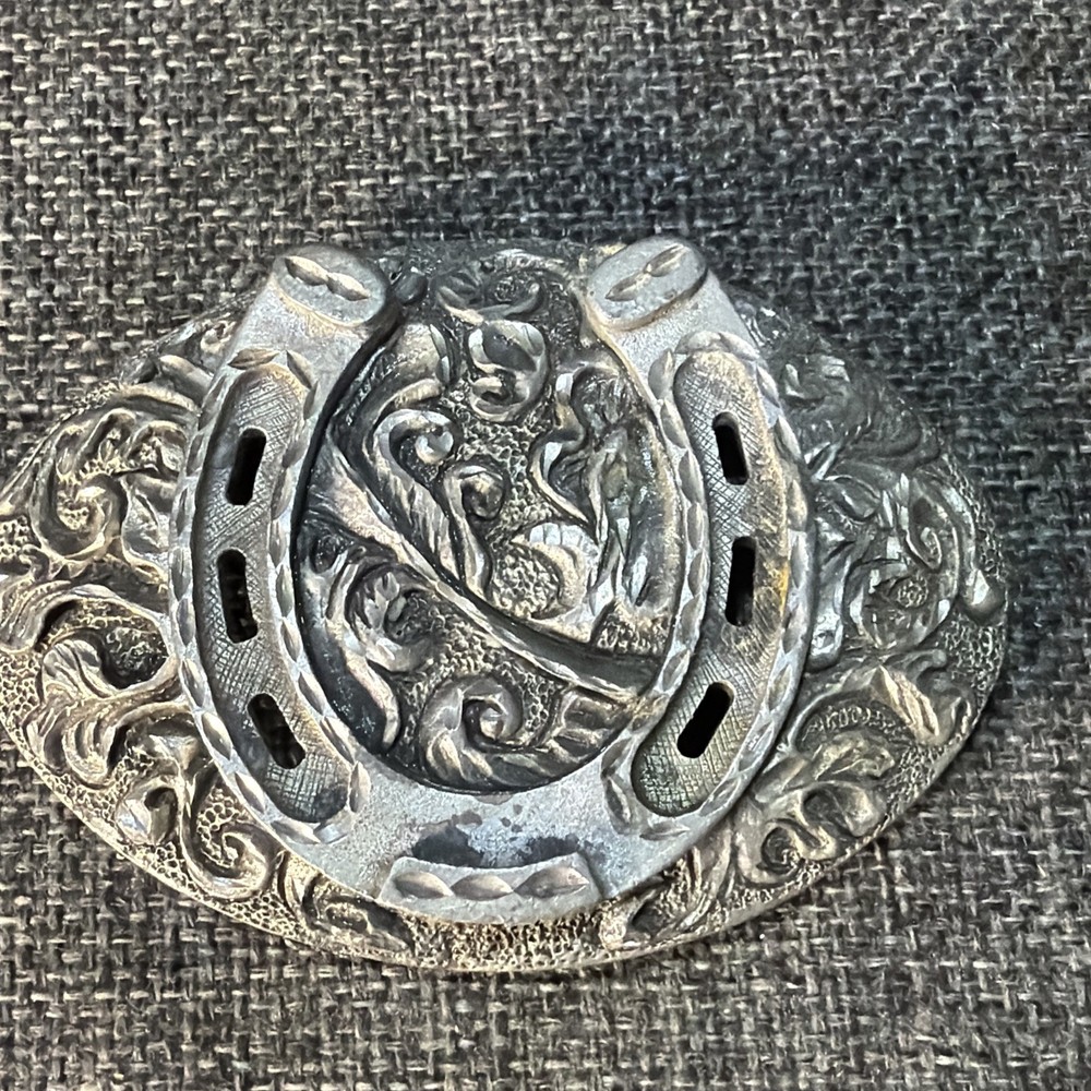 Ornate Womens Western Oval Belt Buckle Horseshoe Buckle 2002 Enchantment USA
