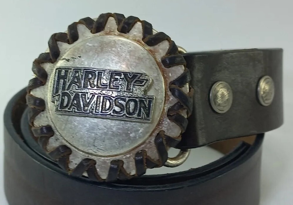 vintage HARLEY DAVIDSON motorcyle BELT BUCKLE metal leather Size 80 /24