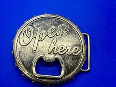 OPEN HERE Bar Party Pick Up Line Novelty Drinking Belt Buckle with Bottle Opener