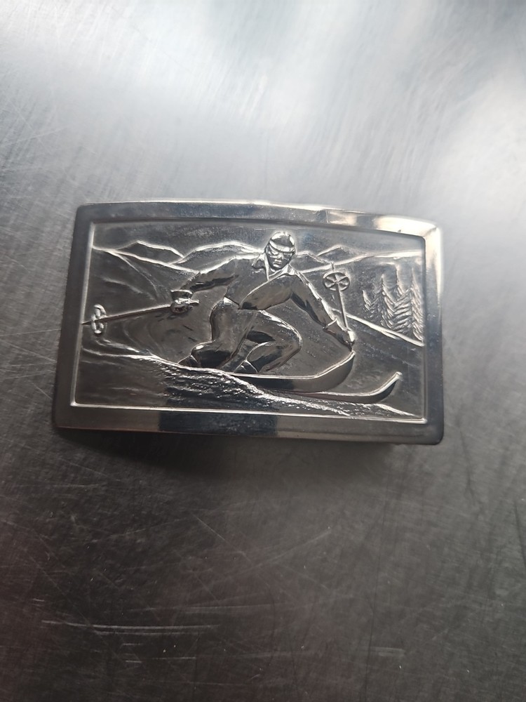 JUSTIN BELT CO. FORT WORTH TEXAS Vintage Skiing Silver Tone Belt Buckle