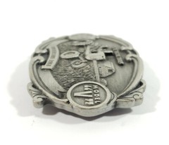 Toy Tractor Times Minneapolis Moline Model V 1988 Limited Edition Belt Buckle