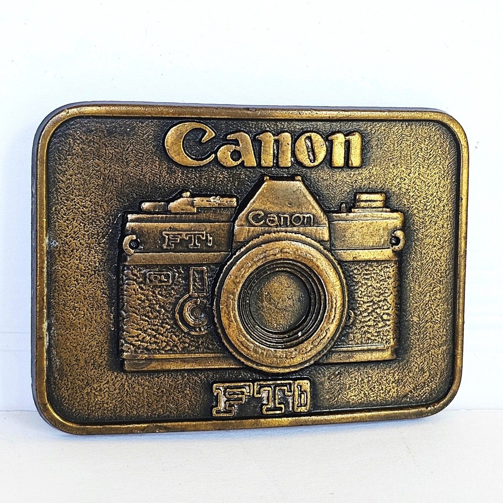 Vtg 70&rsquo;s Canon FTb Camera Belt Buckle Brass Tone Photography Accessory Retro 822