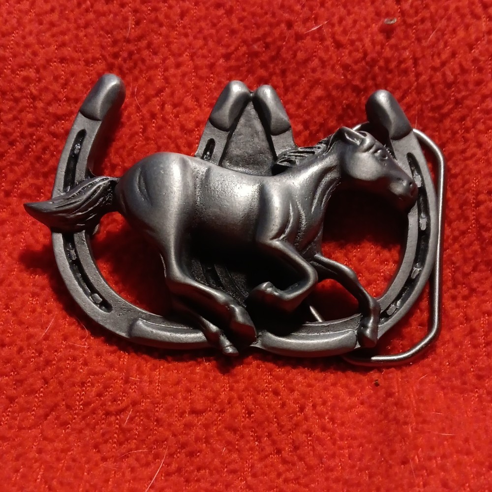Men&rsquo;s Metal Western Horse & Horseshoe Belt Buckle Antique Finish Gray Fits 1.5in