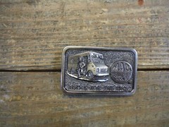 MAC TOOLS belt buckle *knifes