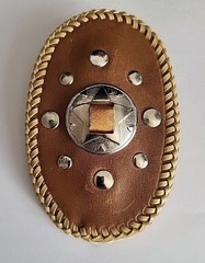 Western-style leather belt buckle