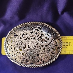 Ladies Silver Tone Oval Western Floral Engraved Belt Buckle, Fits 1.5&Prime; Belt 3.5&Prime;