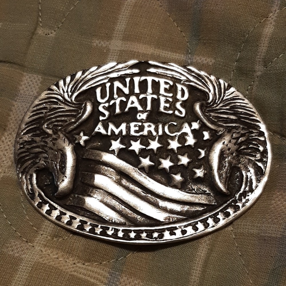 UNITED STATES OF AMERICA DOUBLE EAGLES / STARS & STRIPES Oval Belt Buckle