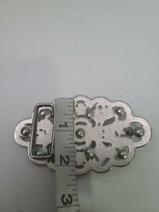 BELT BUCKLE WOMENS SILVER EMBELLISHED STONES FLOWERS AND LEAFS BELT BUCKLE EUC